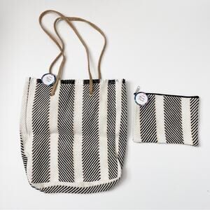 Woven tote bag with small zipper bag boho